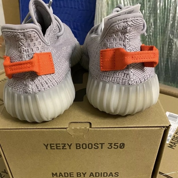 TailLightXBOOST350V2 - Picture 4 of 5